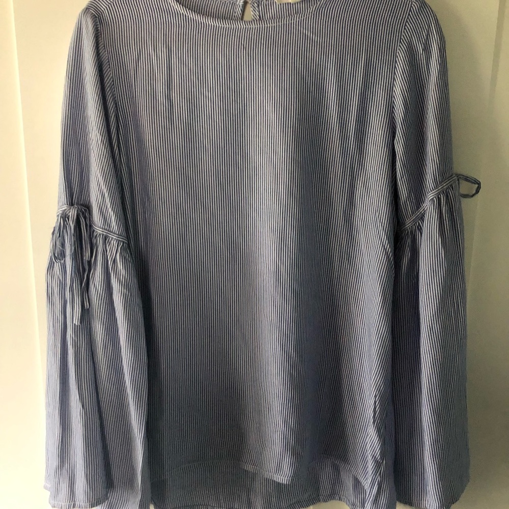 BeachLunchLounge long sleeve blouse